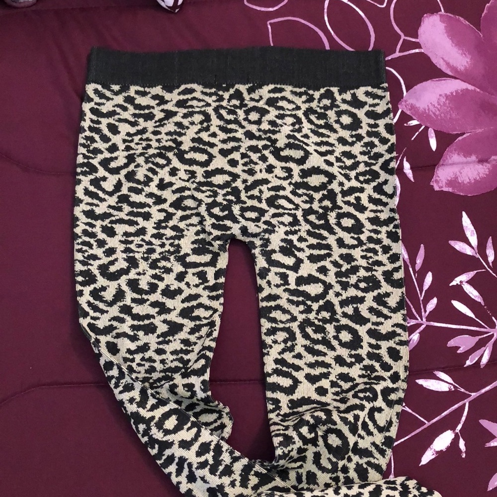 Leopard Tights Size Xsmall-Small - Picture 2 of 2